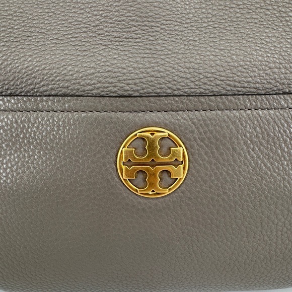 Tory Burch Chelsea Slouchy Tote in Grey Heron Pebbled Leather Shoulder Bag - Picture 6 of 15
